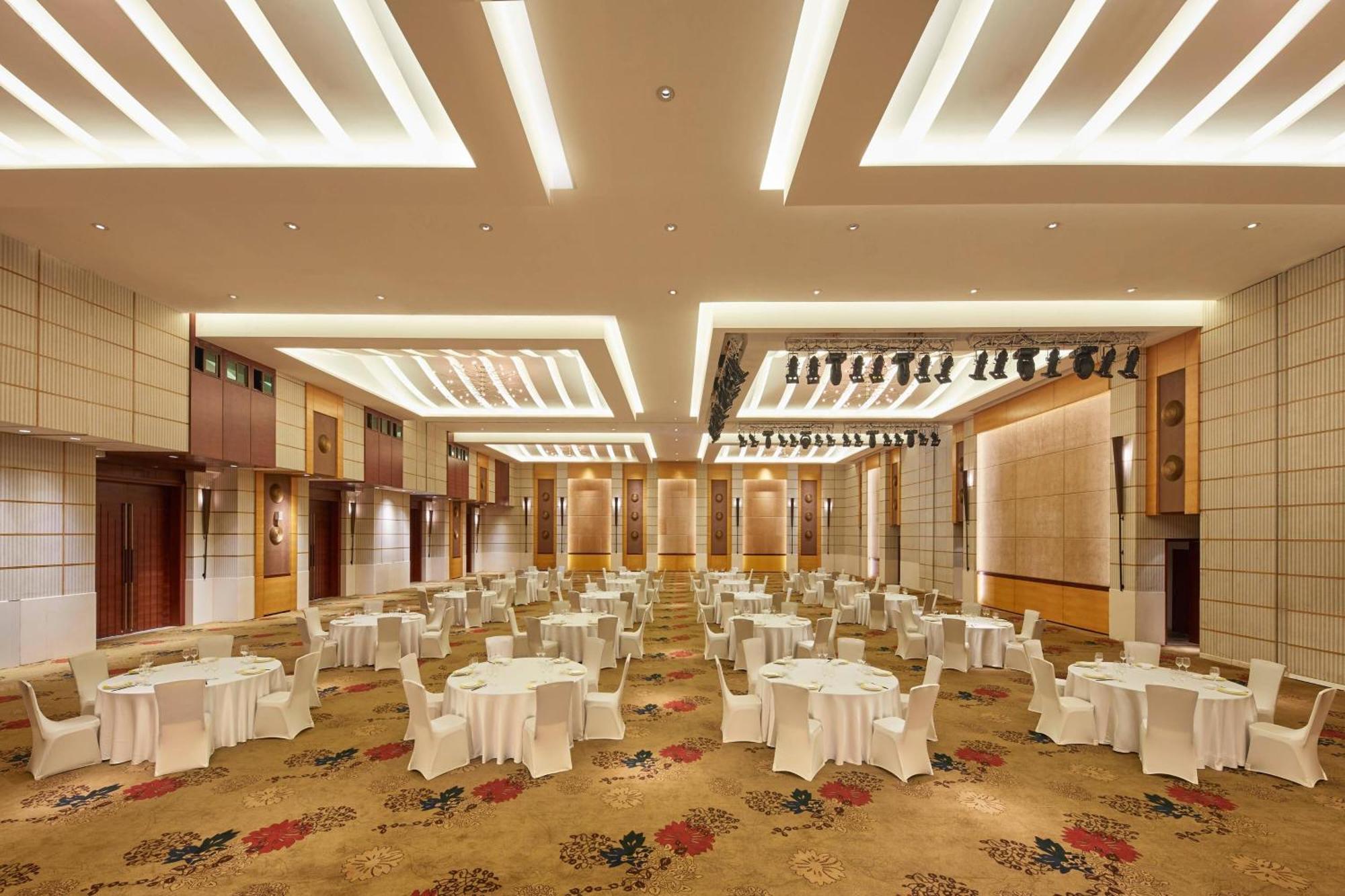 Four Points By Sheraton Shenzhou Peninsula Resort Wanning Buitenkant foto