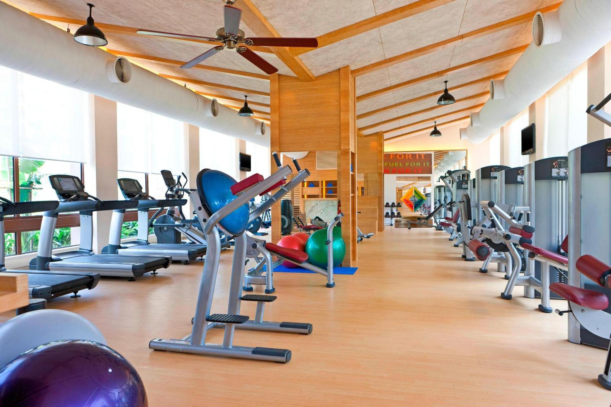 Four Points By Sheraton Shenzhou Peninsula Resort Wanning Buitenkant foto