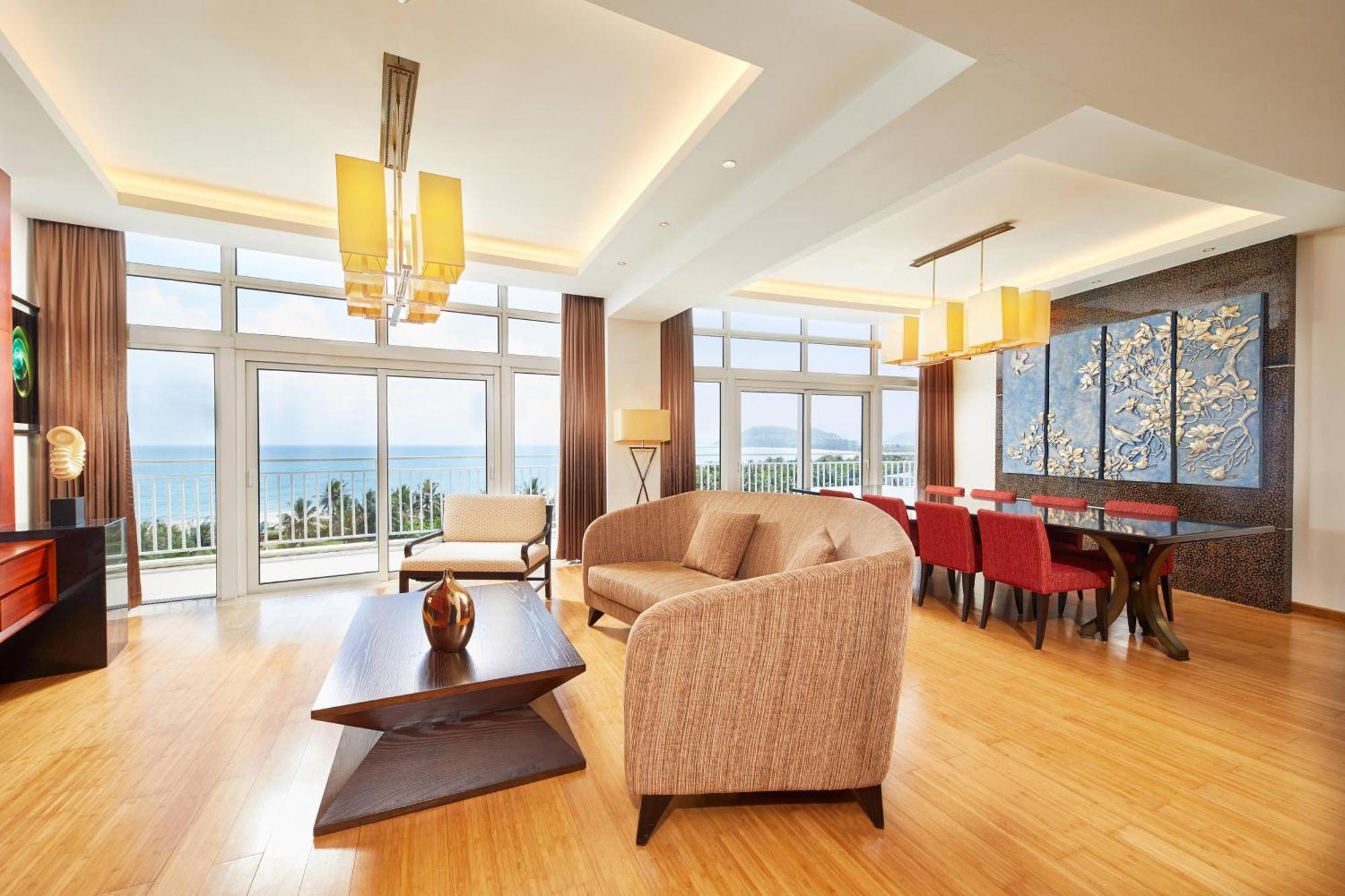 Four Points By Sheraton Shenzhou Peninsula Resort Wanning Buitenkant foto