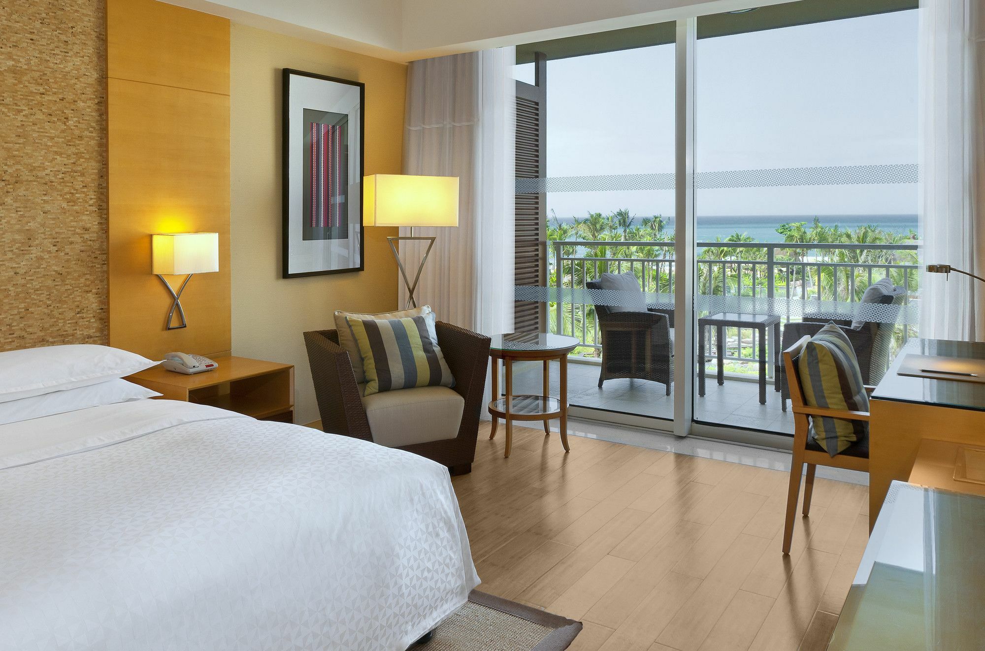 Four Points By Sheraton Shenzhou Peninsula Resort Wanning Buitenkant foto