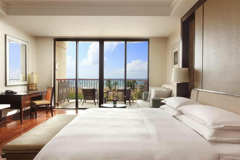 Four Points By Sheraton Shenzhou Peninsula Resort Wanning Buitenkant foto