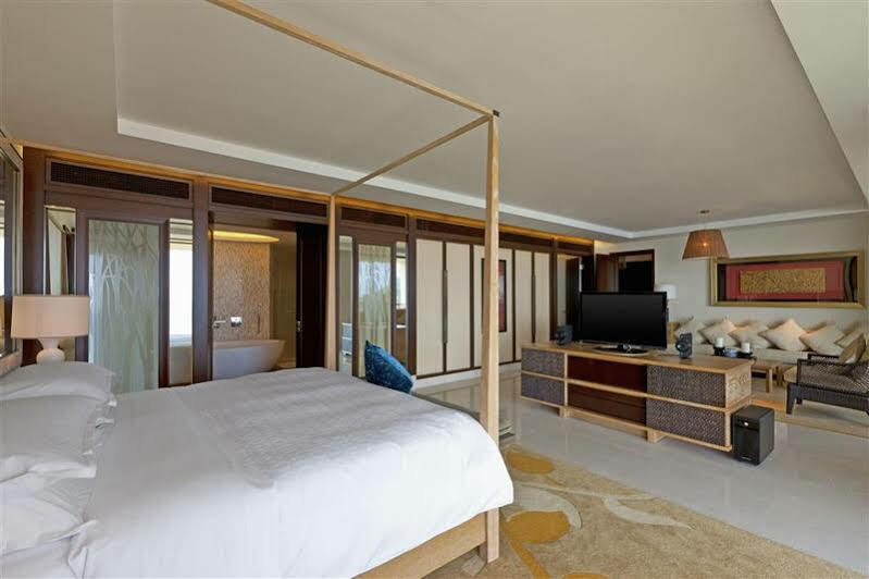 Four Points By Sheraton Shenzhou Peninsula Resort Wanning Buitenkant foto